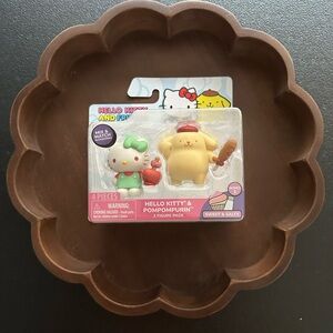Hello Kitty & Pompompurin Figure Pack